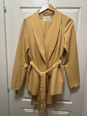 VILA Yellow Suit Jacket and Pants Sz 8